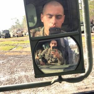 Meet your Posher, Adan